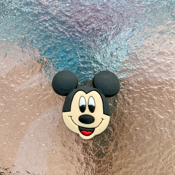 Mickey and Minnie Mouse Crocs Jibbitz Set - Picture 2 of 4